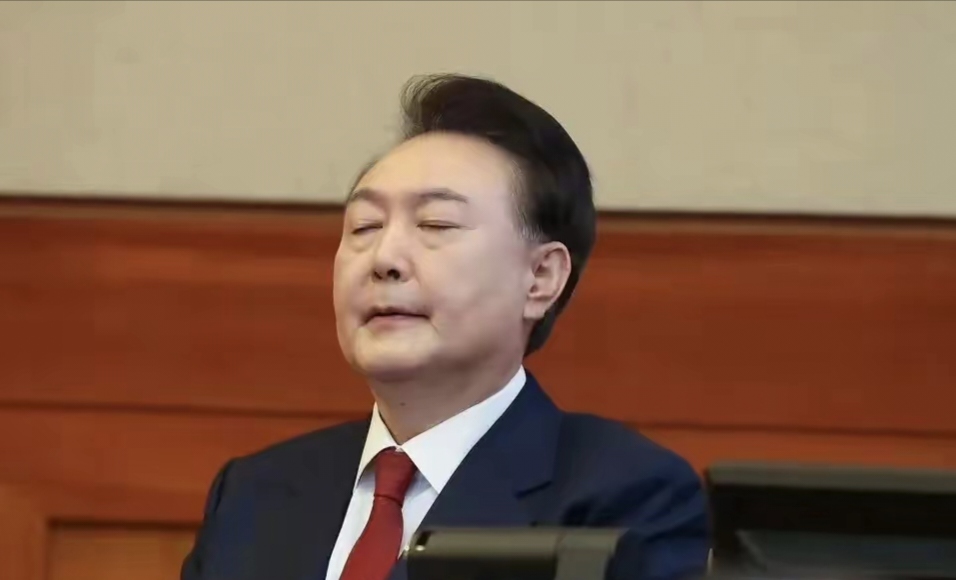 科维托娃在TES比赛中比赛局势复杂，领先优势明显引发热议！