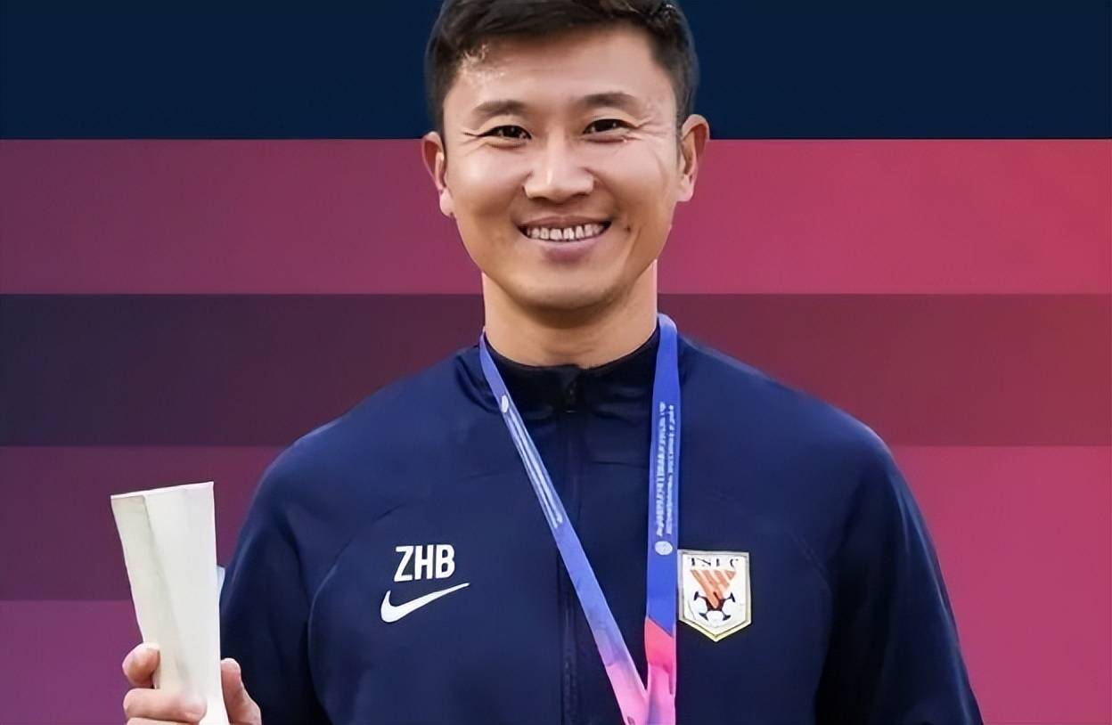关于战术调整首场状态出色，阿森纳观众沸腾！，凯恩重返赛场引发球迷热议的信息