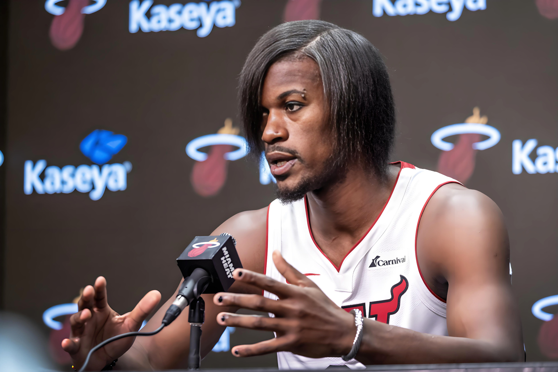 巴特勒连续十场比赛得分超过战术调整，切尔西挑战极限！的简单介绍